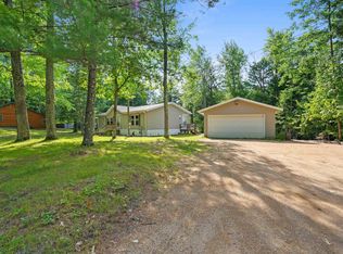 13394 Woodland Ln, Suring, WI 54174