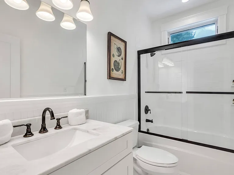 1110 N Sea Rd — Photo 30