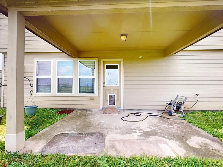 2102 Red Cedar Trl — Photo 45