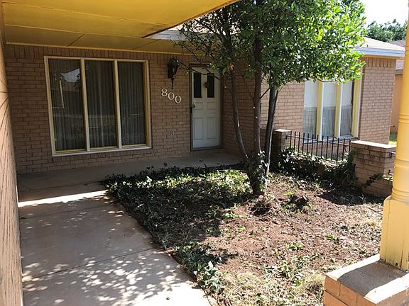 3rd image of 800 NW Avenue K