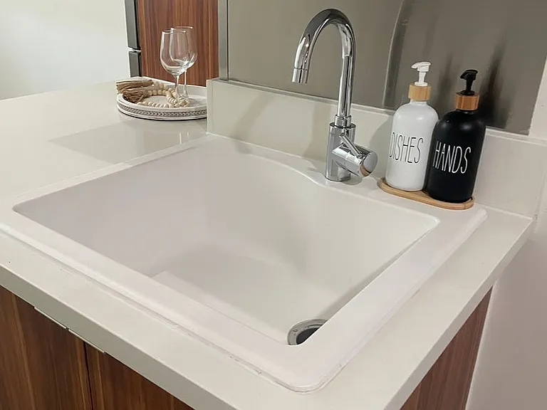 Arroyo LA Designer Studio Community Living — Photo 32