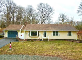 390 Flanders Rd, Stonington, CT 06378