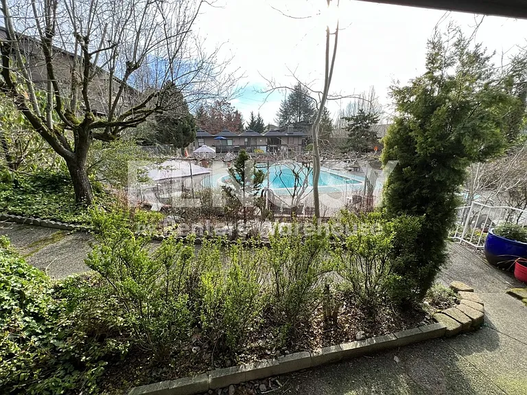 1425 S Puget Dr #I1 — Photo 11