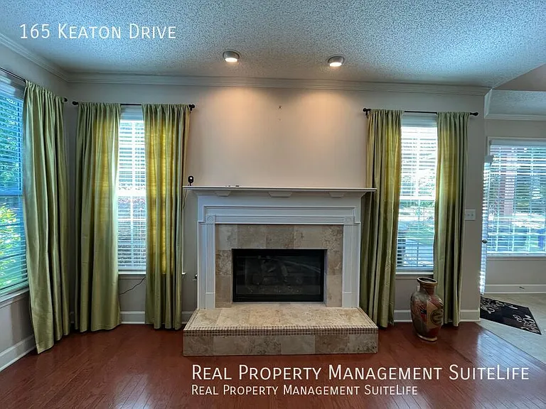 165 Keaton Dr — Photo 10