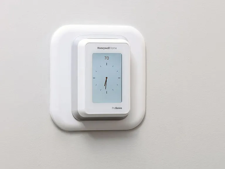 Smart thermostat