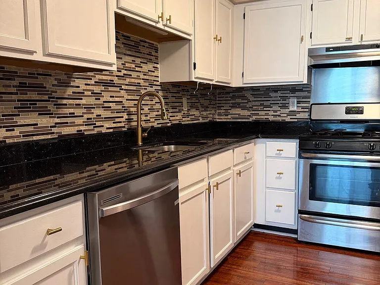 237 Andover Pl — Photo 10