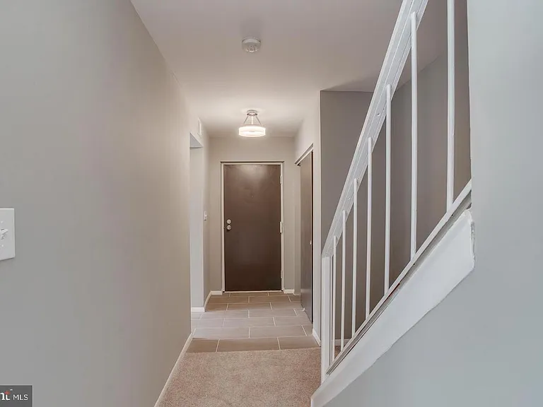 8018 Valley Manor Rd #3B — Photo 6