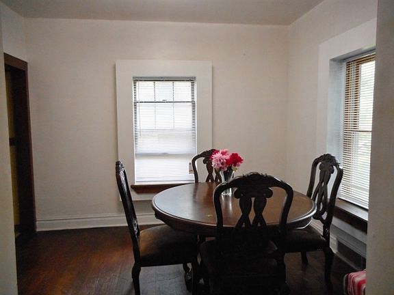 4th image of 12910 Highland Ave