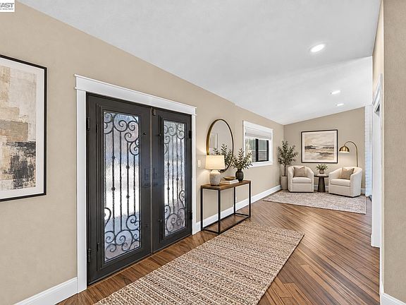 3rd image of 28016 Whitestone Ct