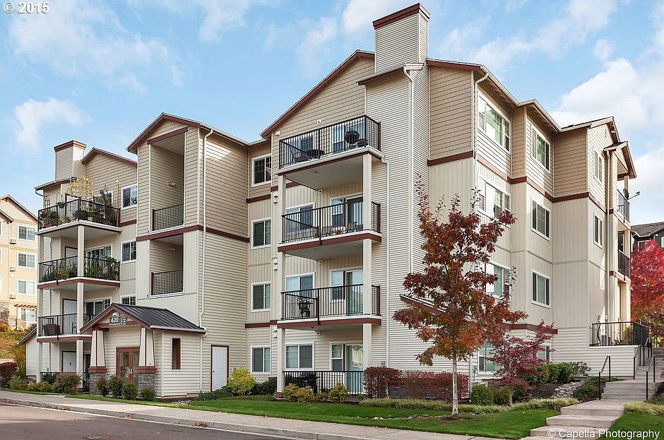 1st image of 620 NW Lost Springs Ter Unit 302
