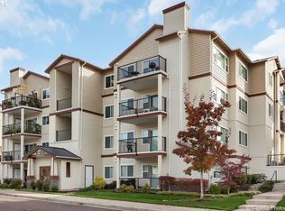 620 NW Lost Springs Ter UNIT 302, Portland, OR 97229