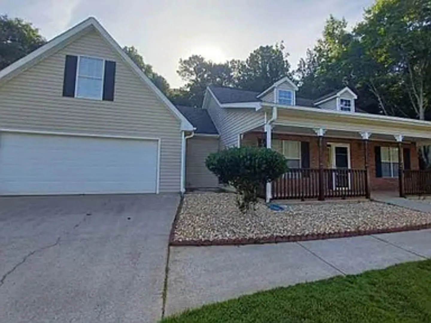 Charming 4BR House in Covington — Photo 2