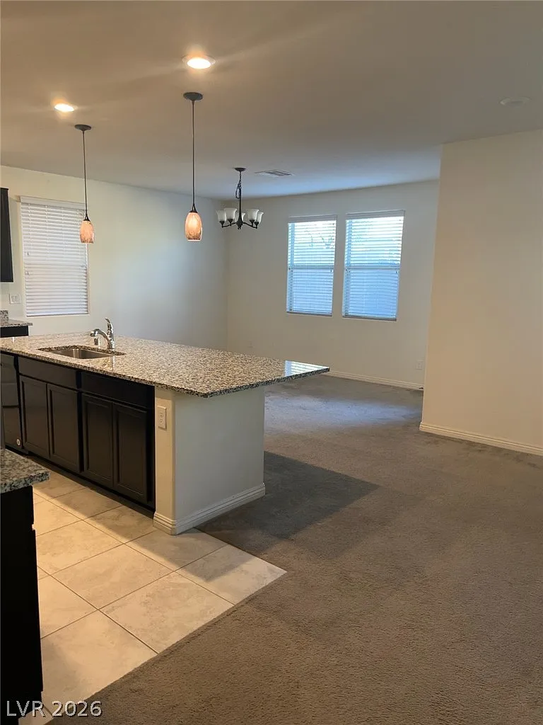 3 bed, 2.5 bath, 2260 sqft, $2,551 — Photo 4