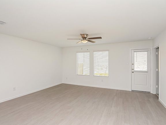 4th image of 10720 Gun Barrel St