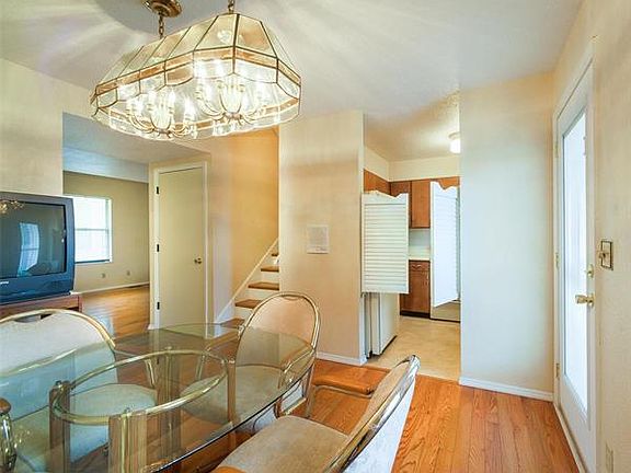 5th image of 5603 Etzel Ave