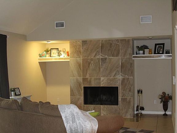 3rd image of 3820 Salmon Dr