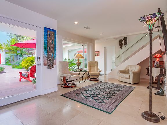 3rd image of 5851 Camino De La Costa