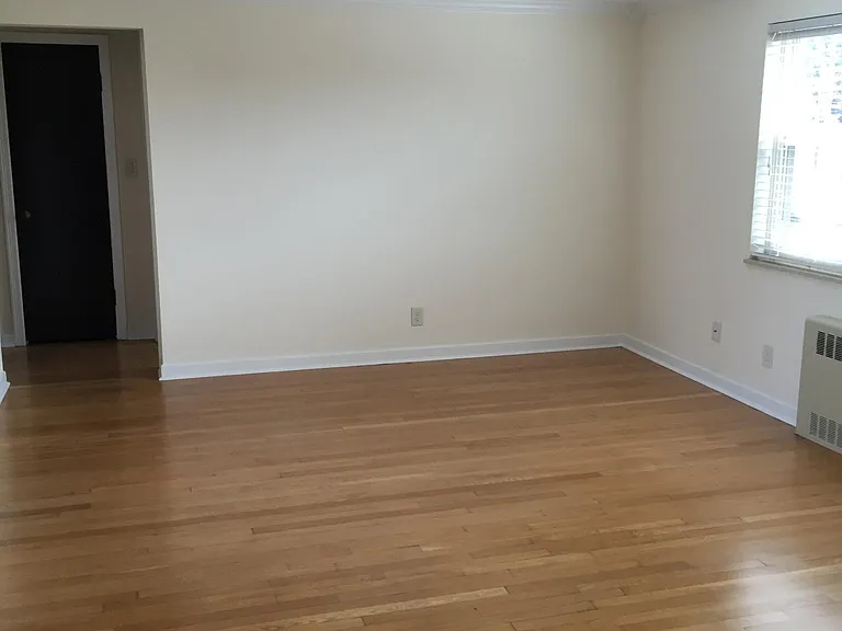 454 Bernhardt Dr #5 — Photo 10