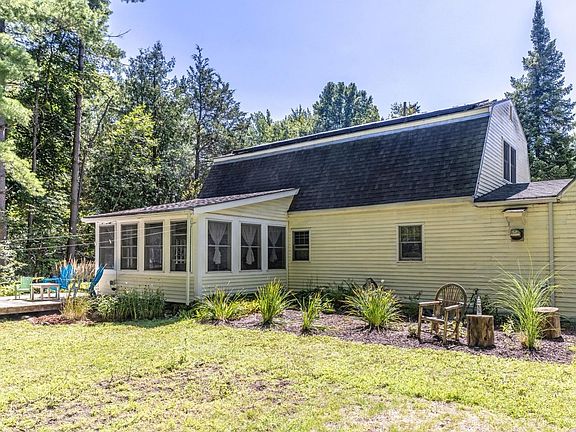 2nd image of 50 White Cedar Lane