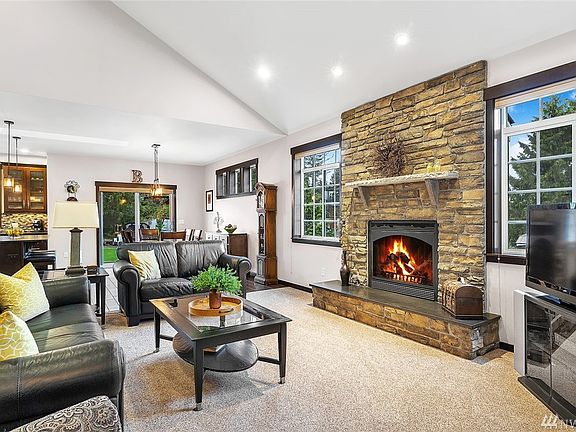 4th image of 6222 76th Ave NE