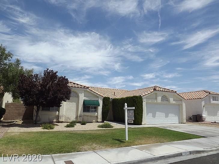 1st image of 2746 Pinewood Ave Unit 0