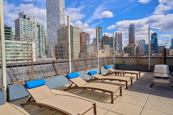 Rented by Living New York | media 17