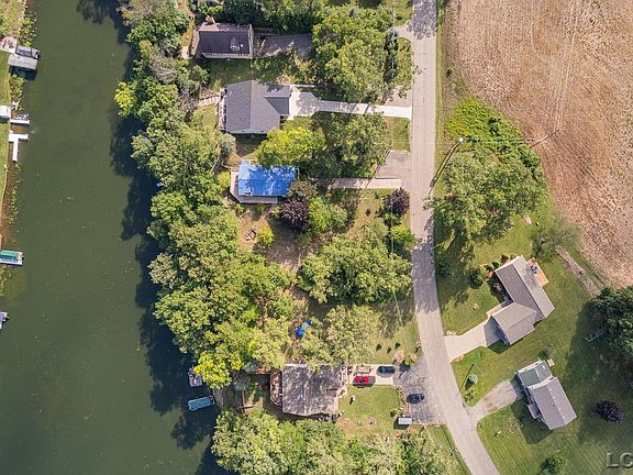 5th image of 10801 Woodbrook Dr