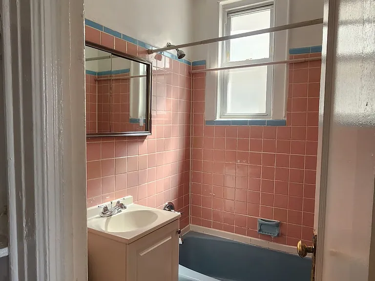 37-28 63rd St #2R — Photo 7