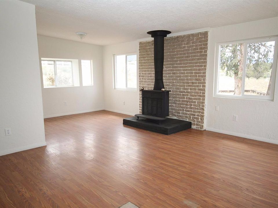 10350 Evergreen Rd Pinon Hills, CA, 92372 Apartments for Rent Zillow