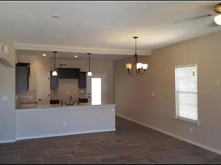 340 Aidan Gordon Cir — Photo 3