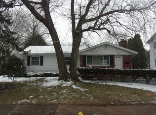 1628 Vernerlee Ln, South Bend, IN