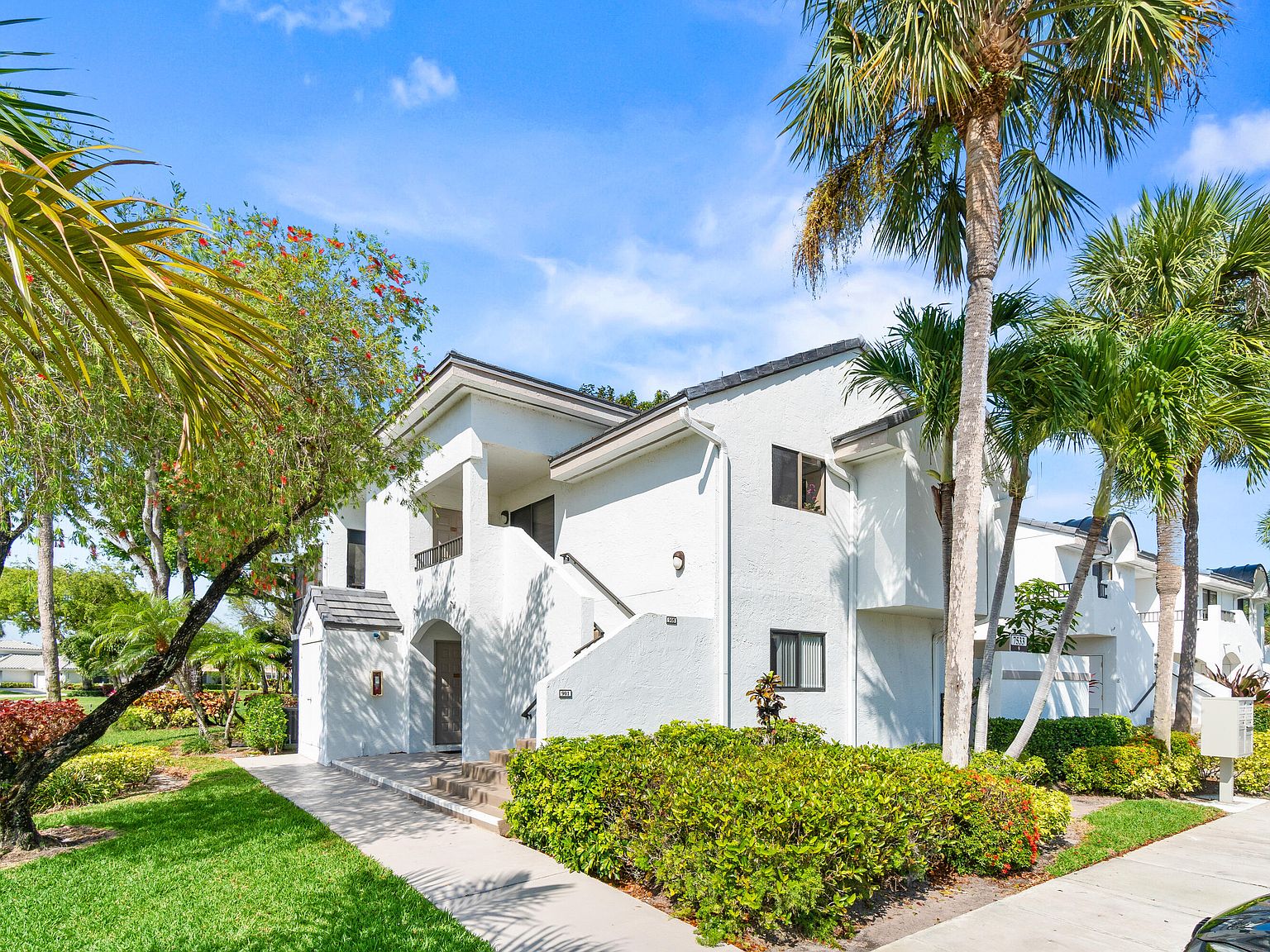 7533 Glendevon Lane #905