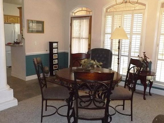 4th image of 202 Knollwood Dr