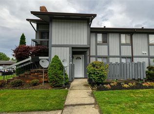 842 Kirkwall Dr, Copley, OH 44321