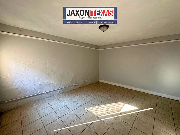 1st image of 2201 E Yandell Dr APT 2