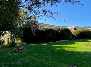 37 Meadowview Rd, Bland, VA 24315