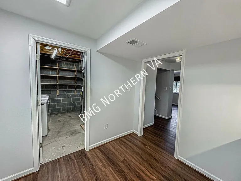 8627 Spring Creek Ct — Photo 28
