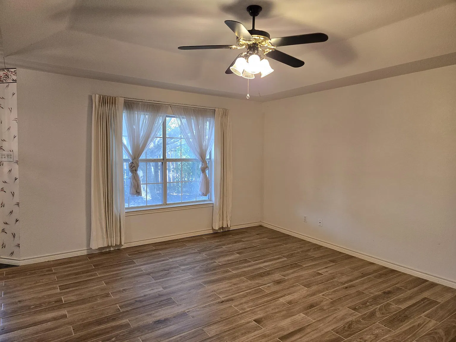 3 bed, 1489 sqft, $1,595 — Photo 3