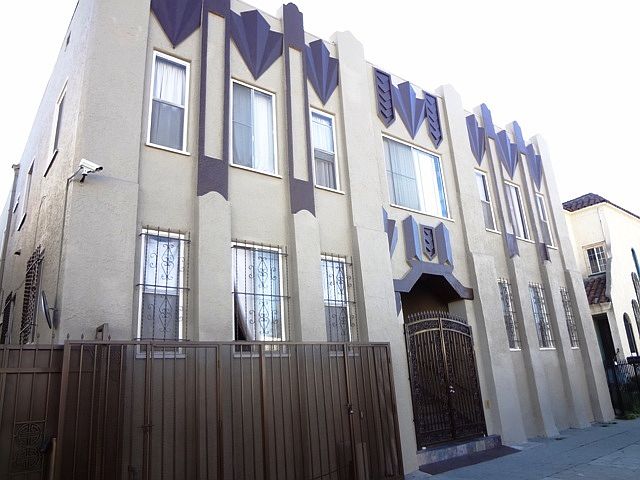 1st image of 1308-1310 12th Ave #107