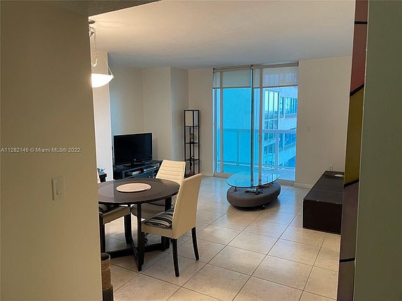 2nd image of 1800 N Bayshore Dr APT 2102