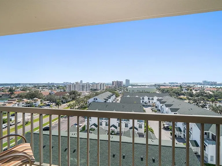 400 Island Way #901 — Photo 27