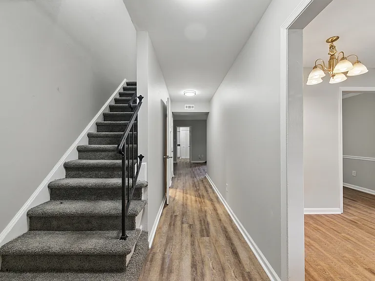 14547 Old Courthouse Way #E — Photo 4