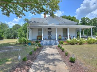 88 Hardwich St, Notasulga, AL 36866