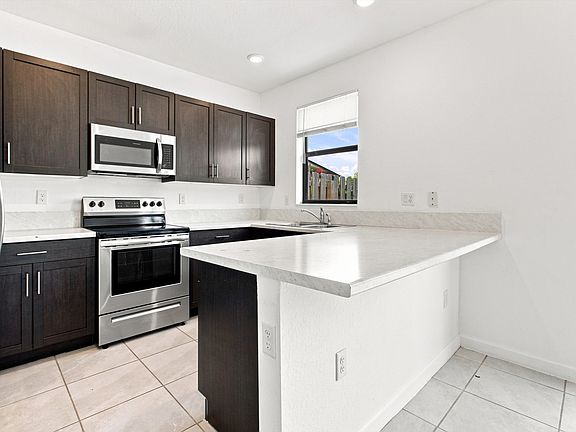 4th image of 13274 SW 287th Ter