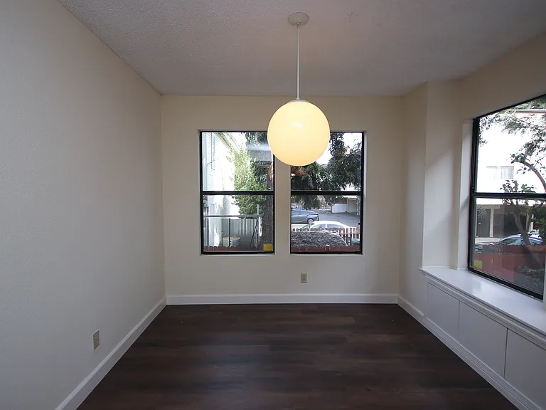 416 N Bushnell Ave #F — Photo 9