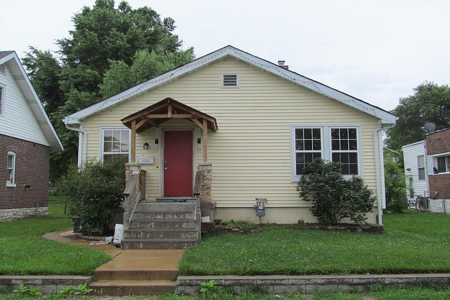 1st image of 402 Fannie Ave
