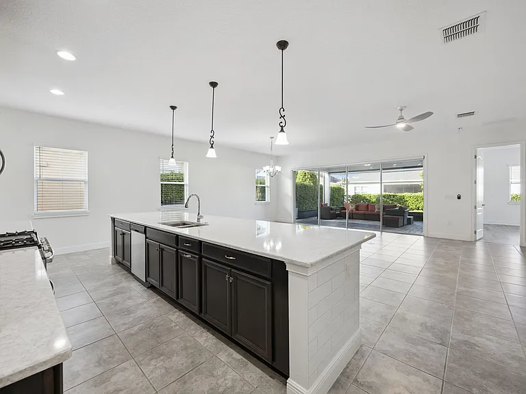 5013 E Fountainwood Dr — Photo 6