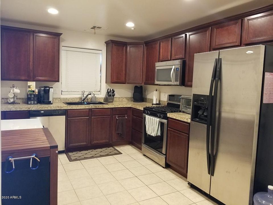 2nd image of 2779 E Bart St