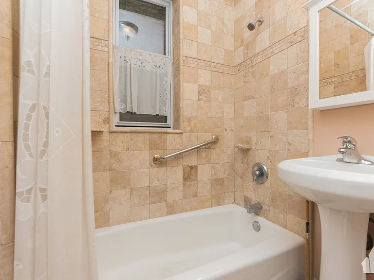 3710 N Damen Ave #1 — Photo 21