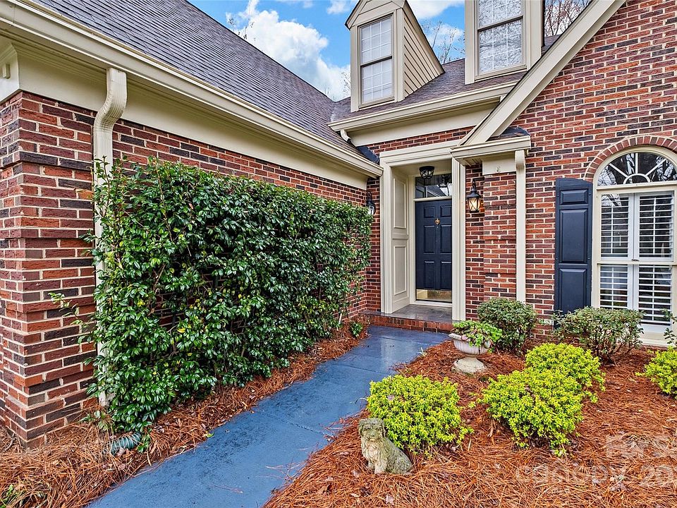 10417 Pullengreen Dr, Charlotte, NC 28277 Zillow